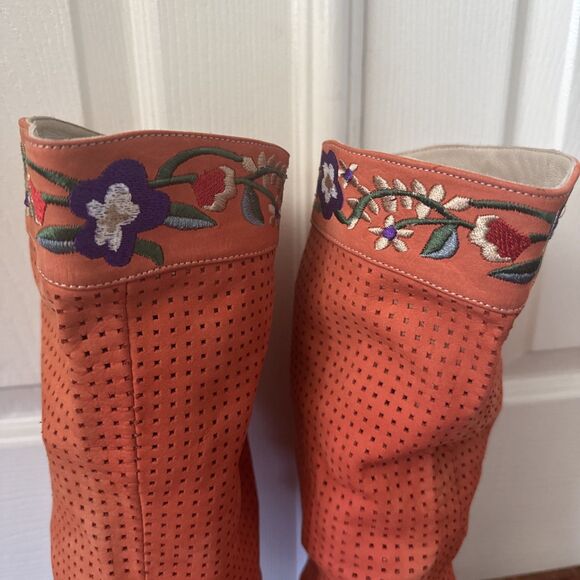 Loresma Womens Boots Sz 38 US 7.5-8 Italy Orange Embroidered Floral Boho Artisan - Picture 7 of 16